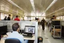 Em visita a todos os departamentos da empresa, o frei Vieira abençoou os empregados, as instalações e o trabalho de todos