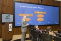 Álvaro Mello, vice-presidente do setor de pesquisas da Gartner, em palestra sobre Revolução Digital no Gabinete de Gestão e Informações (GGI)