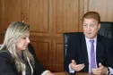 A secretária Jozélia Nogueira e o presidente Jacson Carvalho Leite avaliam soluções de TIC para serem adotadas pela Secretaria da Fazenda