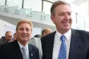 O presidente da Celepar, Jacson Carvalho Leite e o prefeito de Curitiba, Luciano Ducci na cerimônia de reabertura do Palácio Iguaçu