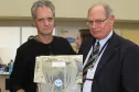Claudio Jose Bozza homenageado pelos seus 25 anos de serviços prestados na Celepar. 
