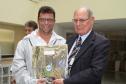 Gilmarcos Baggio Melim homenageado pelos seus 35 anos de serviços prestados na Celepar. 