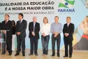 Participaram da solenidade o secretário-chefe de gabinete, Deonilson Roldo; o chefe da Casa Militar, coronel Adilson Castilho Casitas; o presidente da Celepar, Jacson Leite, o presidente da Assembleia Legislativa do Paraná, deputado Valdir Rossoni, os deputados estaduais Plauto Miró, Alexandre Cury, Pedro Lupion, professor Lemos, Rose Litro, Nelson Luersen e Jonas Guimarães; prefeitos, chefes de núcleos, entre outras autoridades.