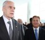 Secretário Reinhold Stephanes e o presidente Jacson Carvalho Leite, durante a posse no Palácio Iguaçu
