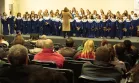 O coral Unicanto, formado por 70 alunos do colégio Adventista Centenário abriu o painel com canções de apelo ecológico