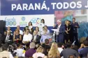 Governador Beto Richa durante lançamento do programa Escola Conectada, para ampliar o uso de recursos tecnológicos nos colégios da rede pública estadual, e assinatura de convênios com Apaes para destinar recursos para melhoria na infraestrutura das instituições.Curitiba, 28/02/2018.Foto: Arnaldo Alves/ANPr