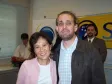 A funcionária da CELEPAR, Eleni Lumi Hiratsuka, comemorando seus 20 anos de serviços prestados para a empresa, os nossos agradecimentos, ao seu lado o diretor de operações, Robson Valentin