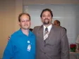 O funcionário da CELEPAR, Marcel Diorgenes Unger, comemorando seus 25 anos de serviços prestados para a empresa, os nossos agradecimentos, ao seu lado o diretor de desenvolvimento, Henrique Salatino Miorelli
