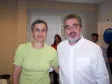 A funcionária da CELEPAR, Vera Lúcia Born de Siqueira, comemorando seus 25 anos de serviços prestados para a empresa, os nossos agradecimentos, ao seu lado o diretor de serviços IP e multímidia, Cláudio Crossetti Dutra