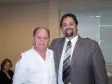 O funcionário da CELEPAR, Alfredo Jorge Reiman Filho, comemorando seus 35 anos de serviços prestados para a empresa, os nossos agradecimentos, ao seu lado o diretor de desenvolvimento, Henrique Salatino Miorelli
