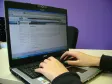 Os serviços online do Departamento de Trânsito do Paraná foram usados por mais de 665 mil pessoas desde o lançamento do sistema Detran Fácil, em 2011.  O número de acessos mais que dobrou ano a ano e superou a expectativa do Governo do Estado, fechando 2013 com mais de 460 mil serviços realizados. Foto: Paulo Rosa/Detran