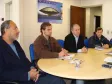 A partir da esq. o diretor-presidente
da CELEPAR e secretário de Assuntos
Estratégicos, Nizan Pereira, o
coordenador de planej. pesquisa e
capacitação - CPPC, Jonsue Trapp
Martins, o diretor presidente da
CEASA/Pr, Antônio Comparsi de Mello,
da Ouvidoria da CEASA/Pr e Marco
Antonio de Figueiredo