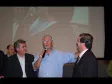 O governador Roberto Requião, na assinatura de ordens de serviço da SEDU para os 14 municípios paranaenses, na Escola de Governo