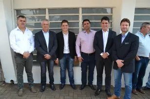 Prefeitura 156 é apresentado na festa de 70 anos de Ribeirão do Pinhal