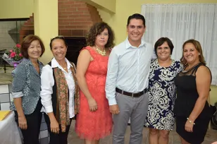 Prefeitura de Assaí e Celepar entregam certificados aos idosos