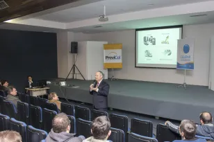 Programa Minha Escolha realiza palestra sobre investimento financeiro 