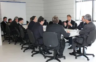 Jose Anisio Salazar, Adolfo Aguilar Junior, Welington de Souza Carvalho, Sebastião Henrique de Medeiros, Sergio de Jesus Vieira, Mauro Sorgenfrei, Mauro Munhoz, Cássio Taniguchi, Edson Casagrande e Jacson Carvalho Leite, na 4ª Reunião Ordinária do Conselho Estadual de Tecnologia da Informação e Telecomunicações – COSIT - Data: 02/06/2011