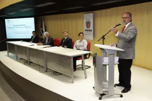 O secretário de Controle Interno, Mauro Munhoz abre a  Semana de Controle Interno  que capacitará servidores do Governo