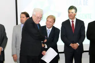 Estado lança plataforma educacional para capacitar servidores municipais