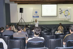 Projeto Oficina de Postura Corporal é realizada para empregados da Celepar 