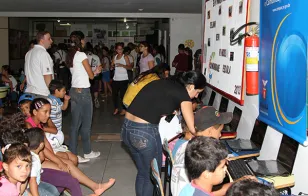 Moradores do Uberaba recebem serviços gratuitos de cidadania