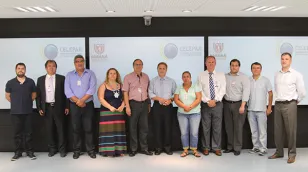Produtos da Loja da Celepar são apresentados à Prefeitura de Paranaguá