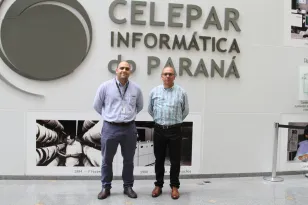 Representantes do Ministério da Saúde do Peru e empresa Furukawa visitam a Celepar