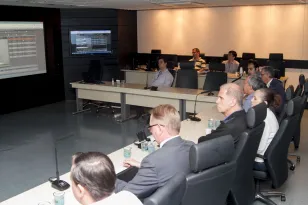 Soluções tecnológicas são apresentadas à equipes de trânsito de Cascavel