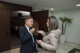 Comissão de Educação propõe grupo de trabalho para orientar pais e alunos contra o aliciamento na internet