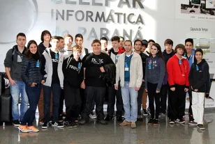 Novo grupo de Alunos de Informática da TECPUC visita a Celepar  