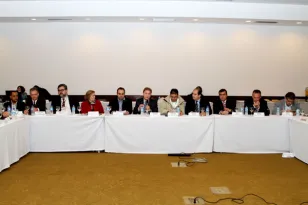 Empresas estaduais de tecnologia da informação e comunicação estão reunidas em Foz do Iguaçu