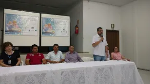 Douradina recebe o curso de smartphone da Celepar