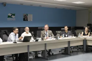 Amazonas tem interesse em soluções de saúde pública implantadas no Paraná