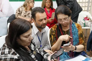 Celepar realiza curso sobre smartphone no Mutirão da Cidadania