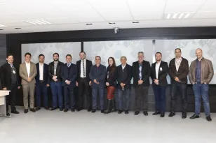 Prefeitura de Maringá conhece soluções da Celepar