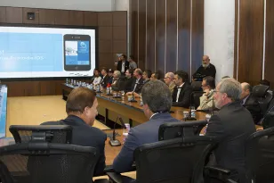 Desenvolvido pela Celepar, aplicativo do Detran-PR facilita a vida dos novos motoristas