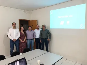 Celepar implanta o Prefeitura 156 em Sarandi