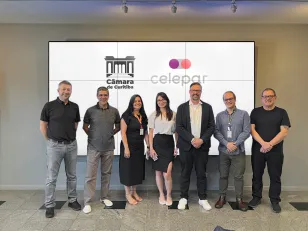 Celepar entrega equipamentos de comunicação institucional à Câmara Municipal de Curitiba