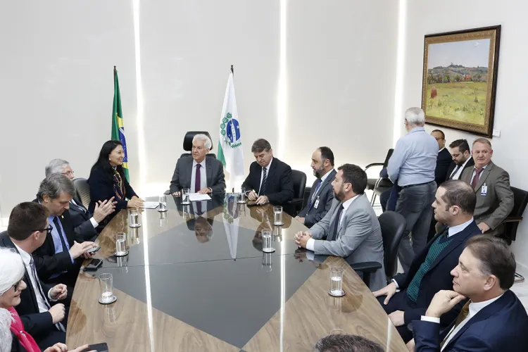 O presidente da Celepar, Tiago Waterkemper, parabenizou a parceria entre o Executivo e o Judiciário