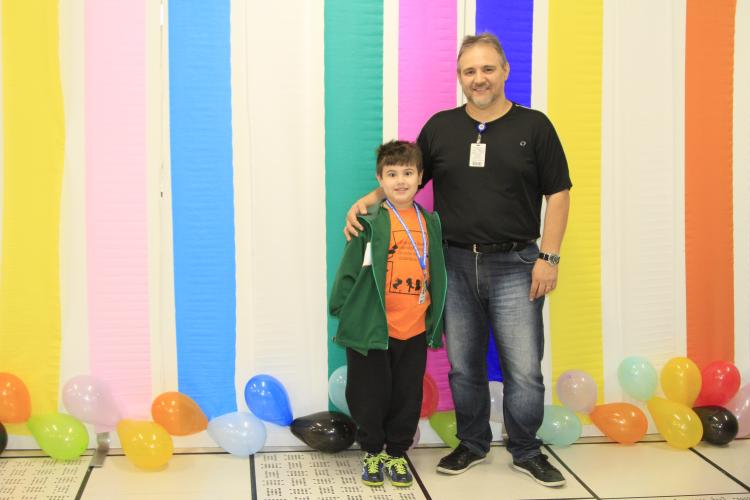 Dia das Crianças na Celepar é celebrado com oficina de desenho para pais e filhos