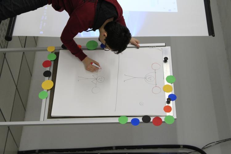 Dia das Crianças na Celepar é celebrado com oficina de desenho para pais e filhos