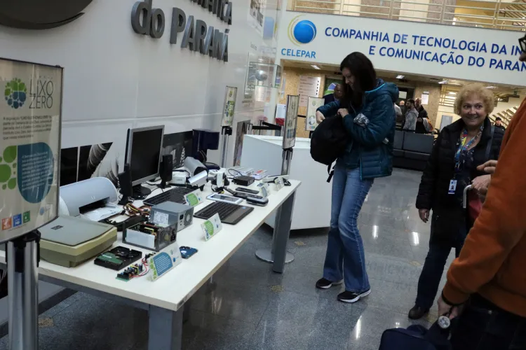 Celepar promove conscientização para a destinação correta de lixo eletrônico