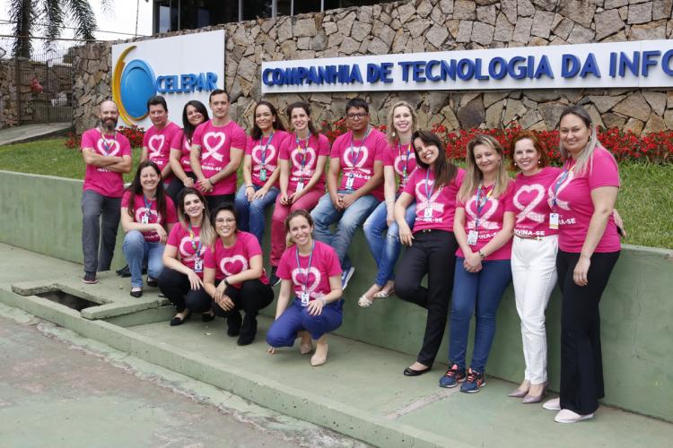 Celepar promove conscientização em ação Outubro Rosa