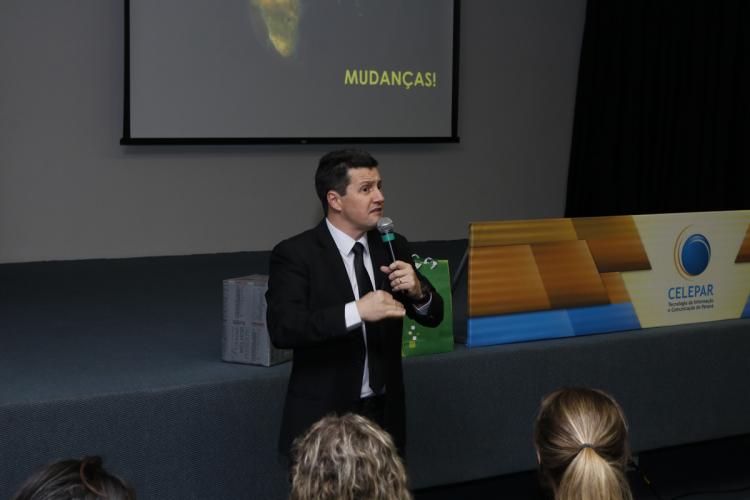 Celepar promove palestra sobre gestão da mudança