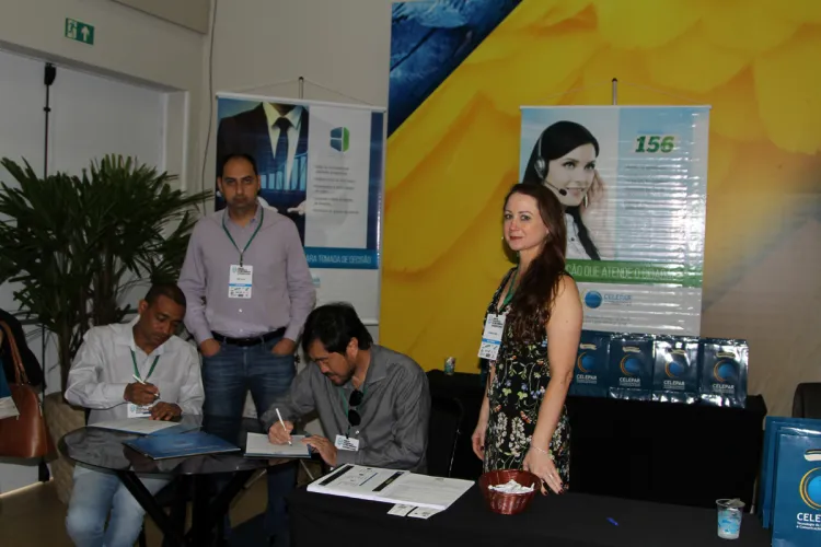 Celepar expõe soluções e serviços em evento da Associação dos Municípios do Paraná