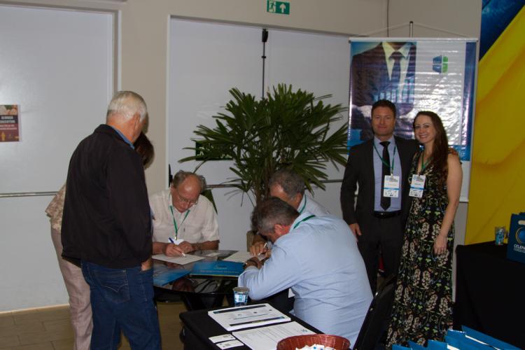 Celepar expõe soluções e serviços em evento da Associação dos Municípios do Paraná