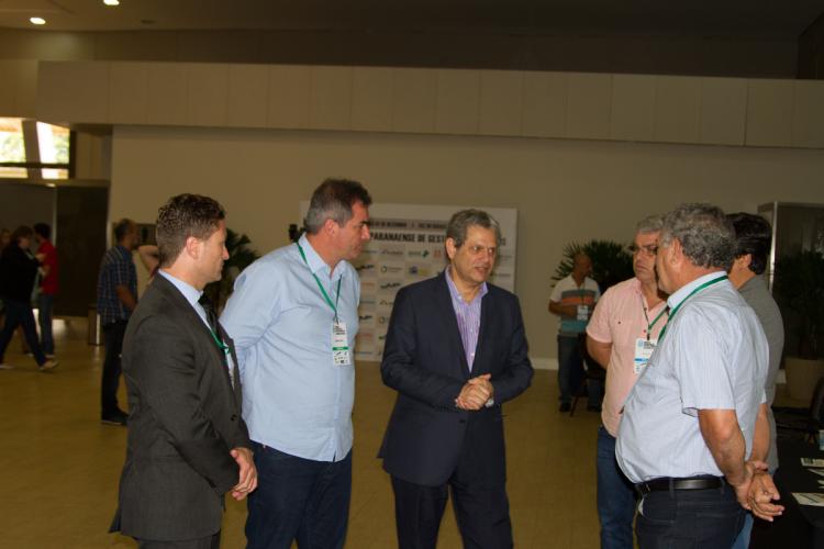 Celepar expõe soluções e serviços em evento da Associação dos Municípios do Paraná