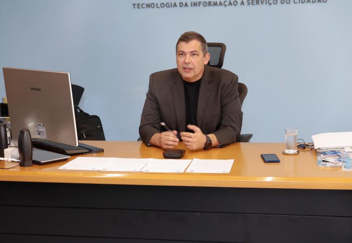 Allan Costa assume presidência da Celepar