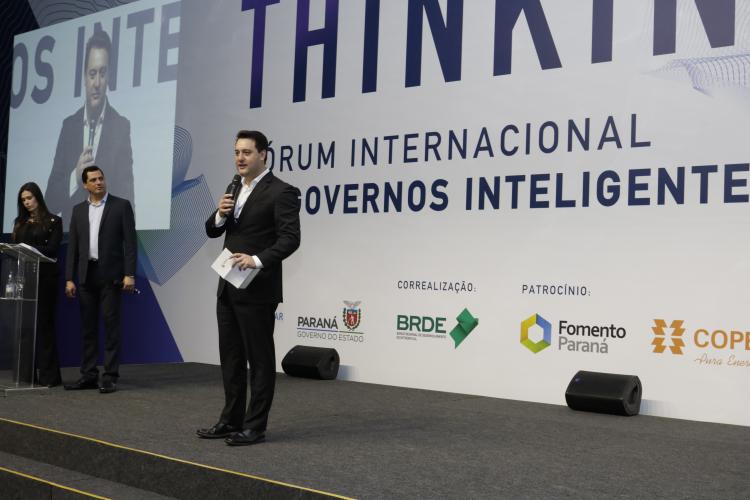 Paraná lança programa de inteligência artificial para serviços públicos