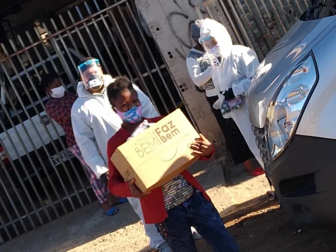 Comunidades recebem máscaras da Celepar para atuação voluntária